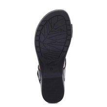 Load image into Gallery viewer, Reece Black Waxy Burnished - Dansko - Karavel Shoes - karavelshoes.com
