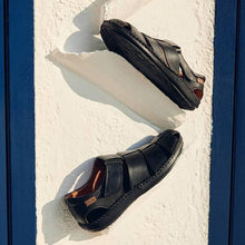Load image into Gallery viewer, Tarifa 06J-5433 - Pikolinos - Karavel Shoes - karavelshoes.com
