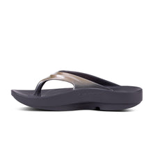 Load image into Gallery viewer, Women&#39;s OOlala Luxe Sandal - OOfos - Karavel Shoes - karavelshoes.com
